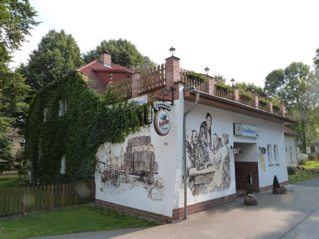 Landhaus Dargelin Hotel Behrenhoff Eksteriør billede