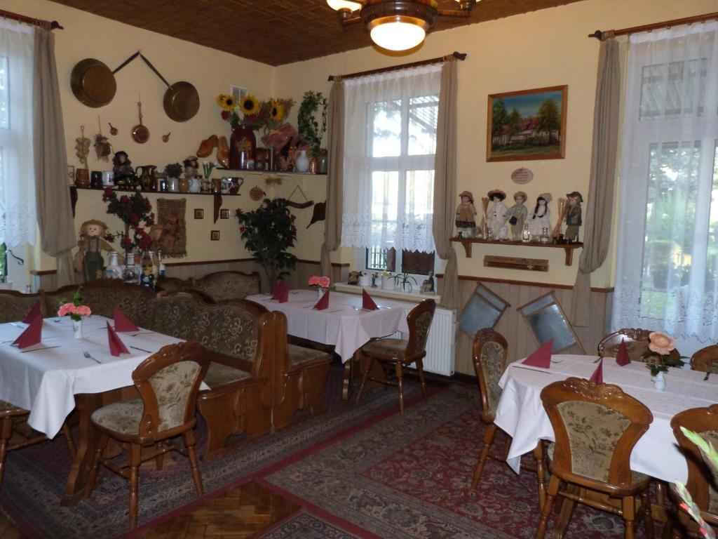 Landhaus Dargelin Hotel Behrenhoff Eksteriør billede