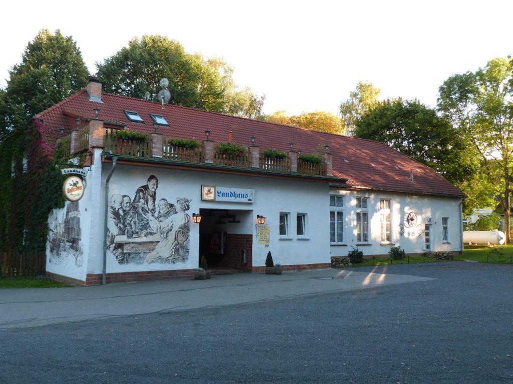 Landhaus Dargelin Hotel Behrenhoff Eksteriør billede