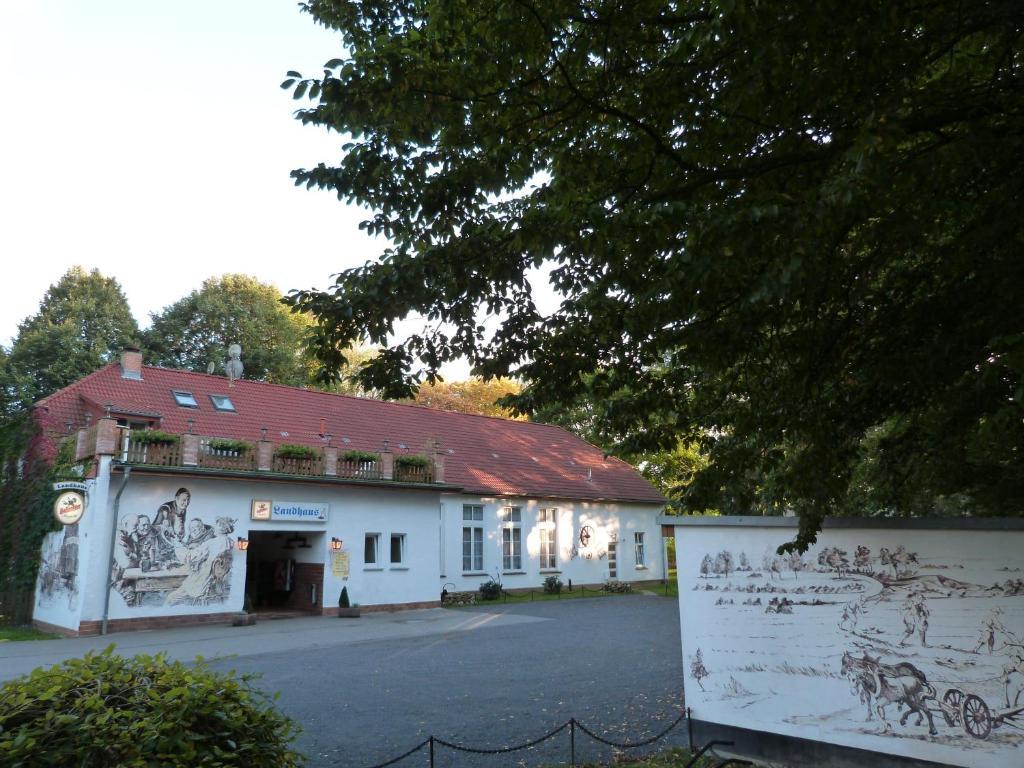 Landhaus Dargelin Hotel Behrenhoff Eksteriør billede