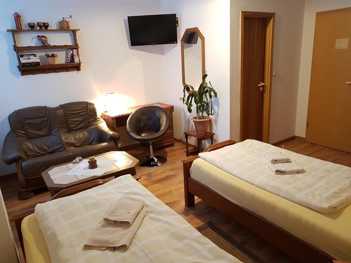 Landhaus Dargelin Hotel Behrenhoff Eksteriør billede